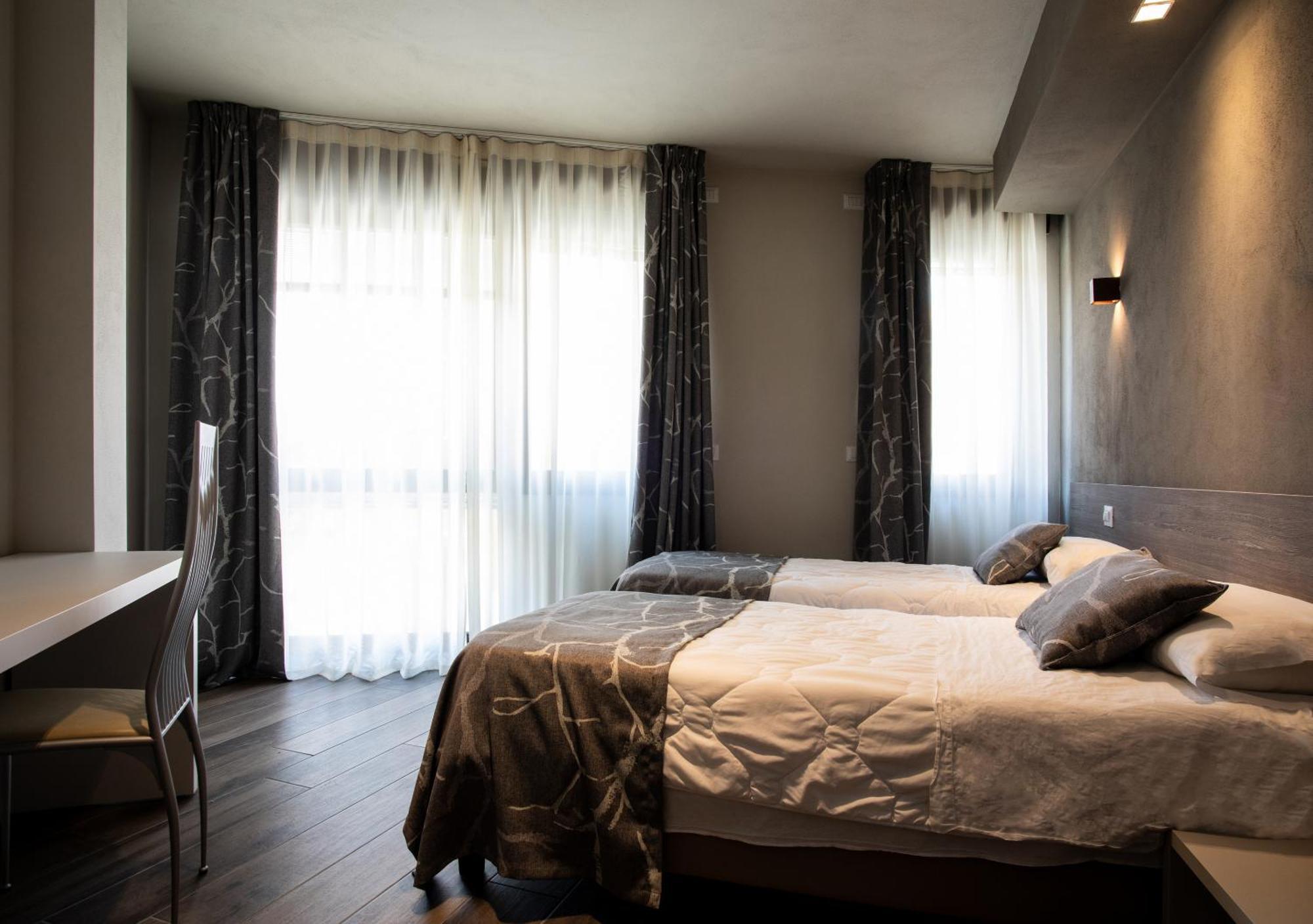 Astoria Living Apartments Μπολόνια Εξωτερικό φωτογραφία