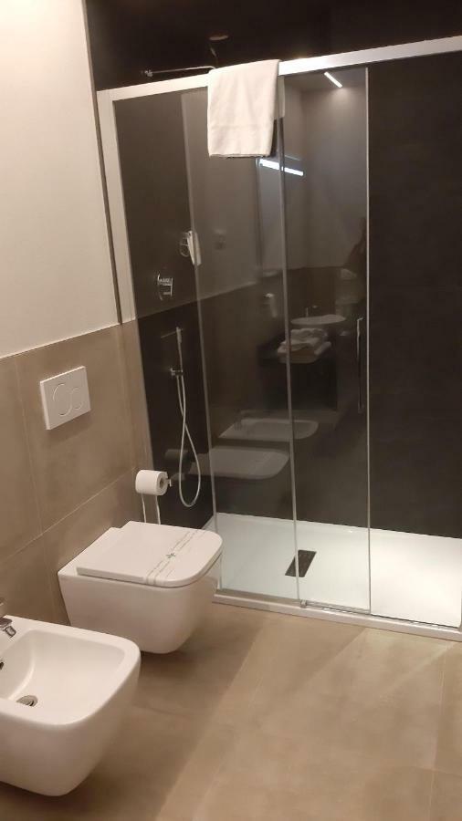 Astoria Living Apartments Μπολόνια Εξωτερικό φωτογραφία