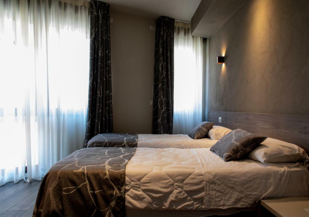 Astoria Living Apartments Μπολόνια Εξωτερικό φωτογραφία