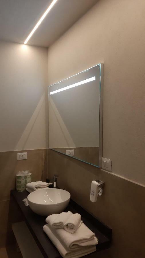 Astoria Living Apartments Μπολόνια Εξωτερικό φωτογραφία