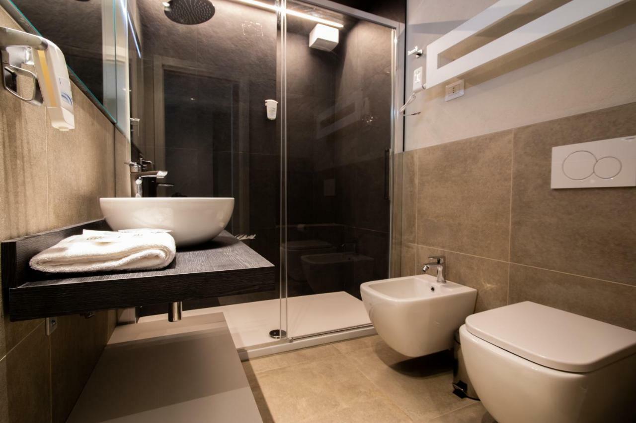 Astoria Living Apartments Μπολόνια Εξωτερικό φωτογραφία