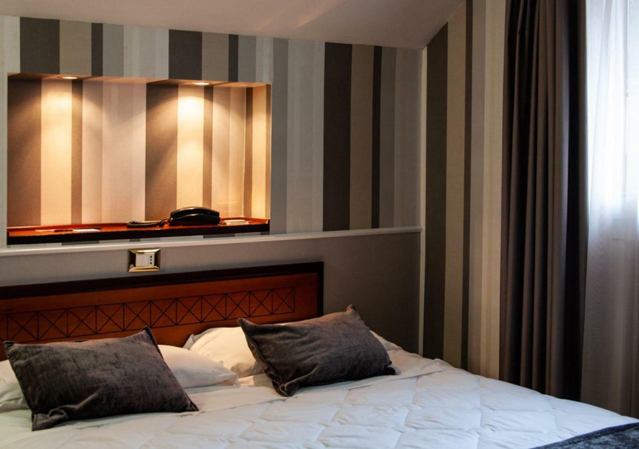 Astoria Living Apartments Μπολόνια Εξωτερικό φωτογραφία